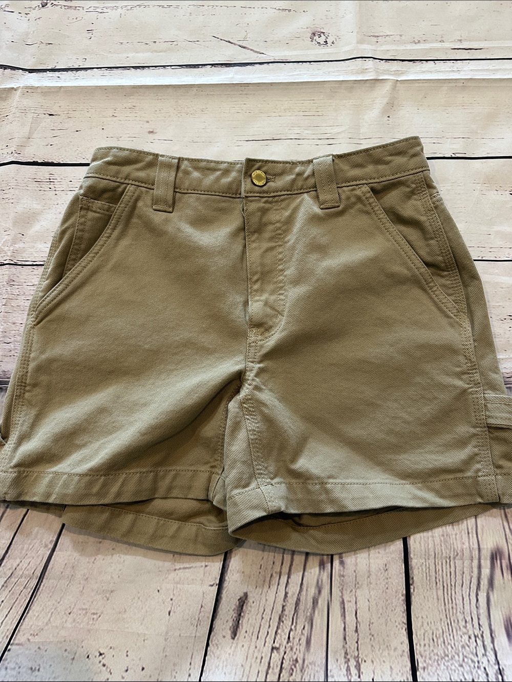 Aritzia TNA Olive Green Women's Utility Shorts